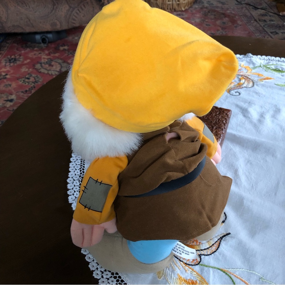 Vintage Disney on Ice Snow White and the Seven Dwarfs "Happy" Stuffed Toy. 13" - Picture 8 of 14
